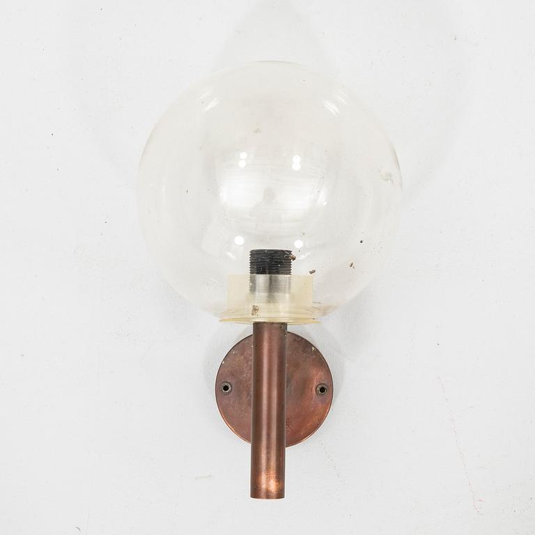 An outdoor lighting by Luxus.
