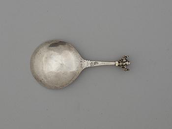 A Swedish late 16th century parcel-gilt spoon, un identified makers mark.