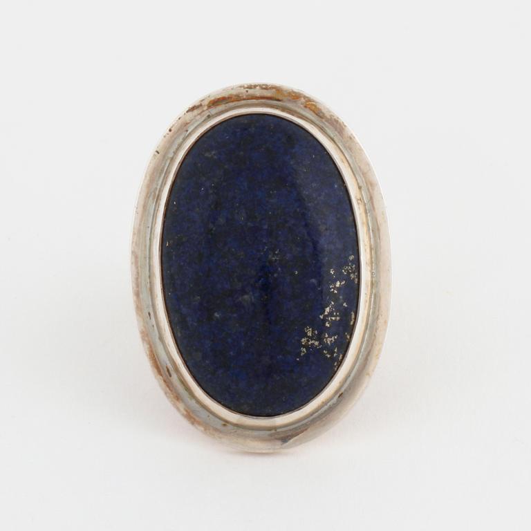 A lapis lazuli ring by Anders Högberg, Göteborg, 1966.