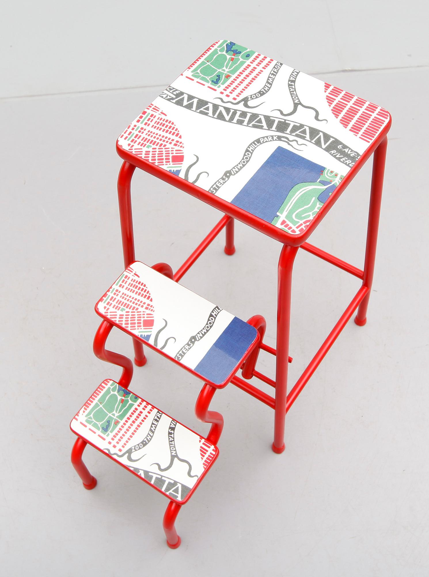 STEGPALL, 1950-tal, med motiv "Manhattan" efter Josef Frank.