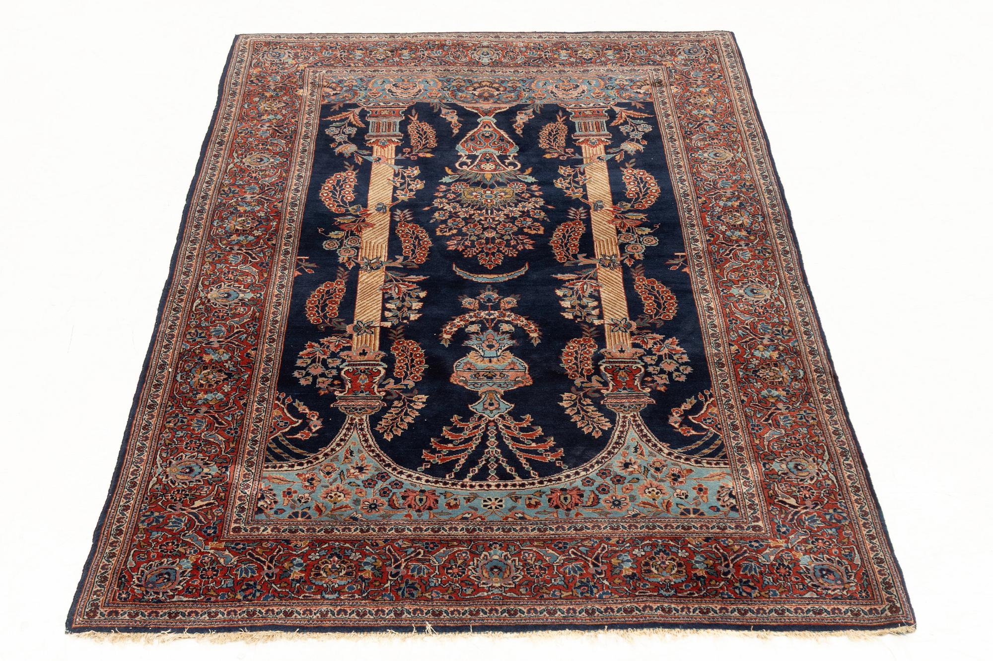 Carpet, Persian, approx. 210 x 133 cm.