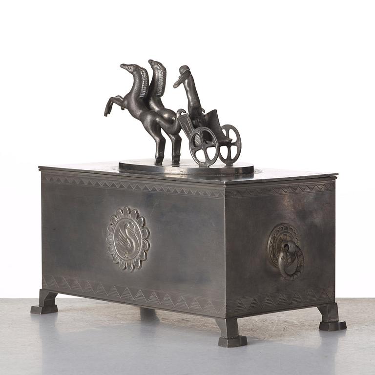 Nils Fougstedt, a pewter box for Firma Svenskt Tenn, model A 810, 1929.