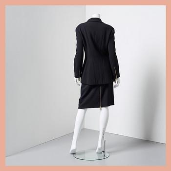 DRÄKT, Chanel, storlek 44.