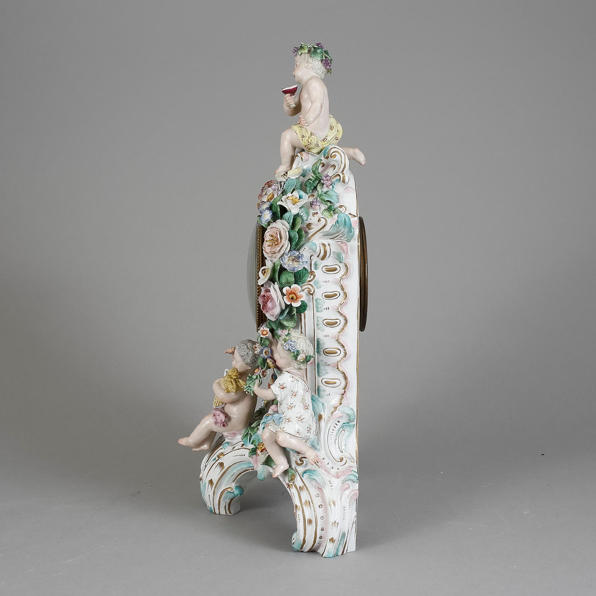 BORDSUR, porslin, 1800-talets slut.