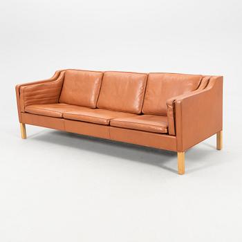 Börge Mogensen, soffa 2213, Fredricia Stolefabrik sent 1900-tal/2000-tal.