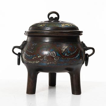 Rökelsekar, cloisonné. Japan, Meiji (1868-1912).