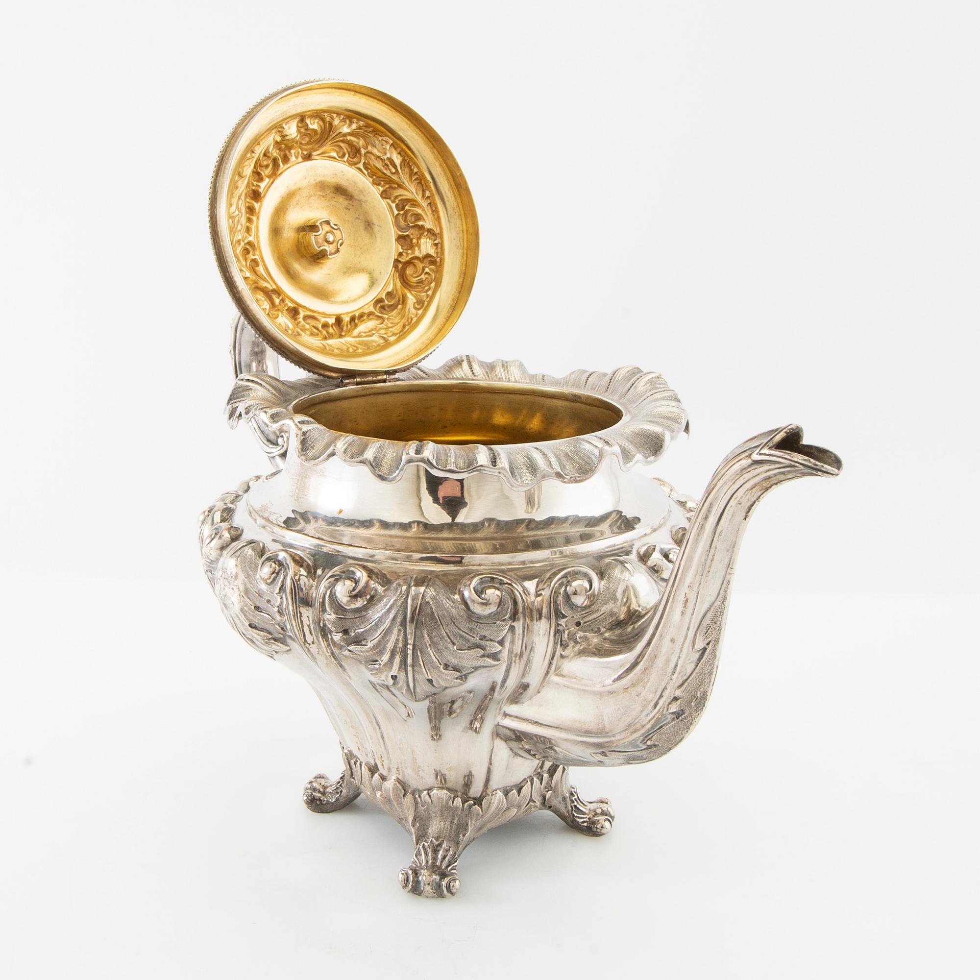 Gustaf Möllenborg, tekanna silver nyrokoko Stockholm 1842.