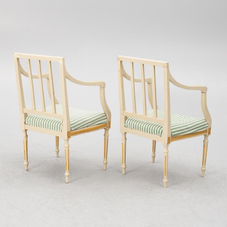 Karmstolar, ett par, gustaviansk stil, 1800-tal.