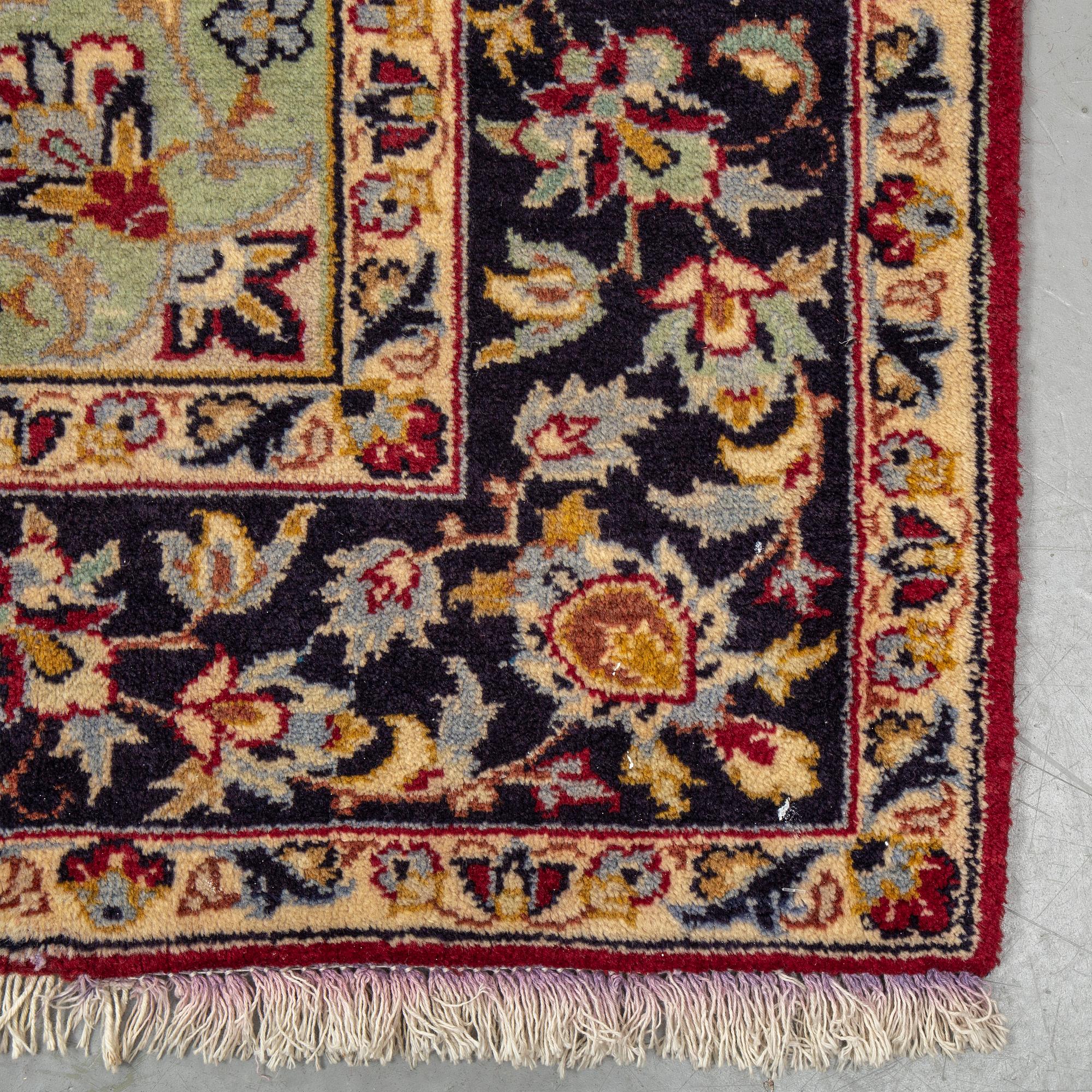 A carpet, Najafabad, ca 340 x 220 cm.