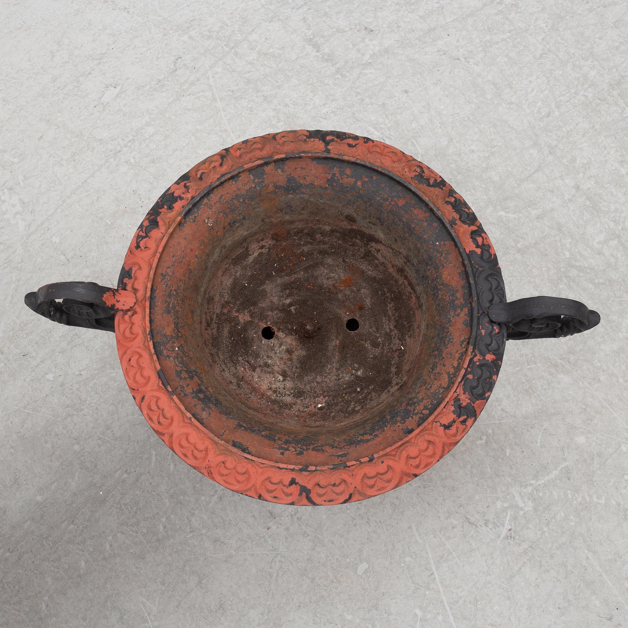 Garden urns, a pair, circa 1900.