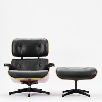 Charles & Ray Eames, an "Eames Lounge Chair" with ottoman, Vitra, 2000s.