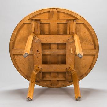 Alvar Aalto, matbord, modell A 91, O.Y. för Huonekalu- ja Rakennustyötehdas A.B, 1900-talets mitt.