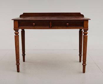 SKRIVBORD, England, 1800-talets andra hälft.