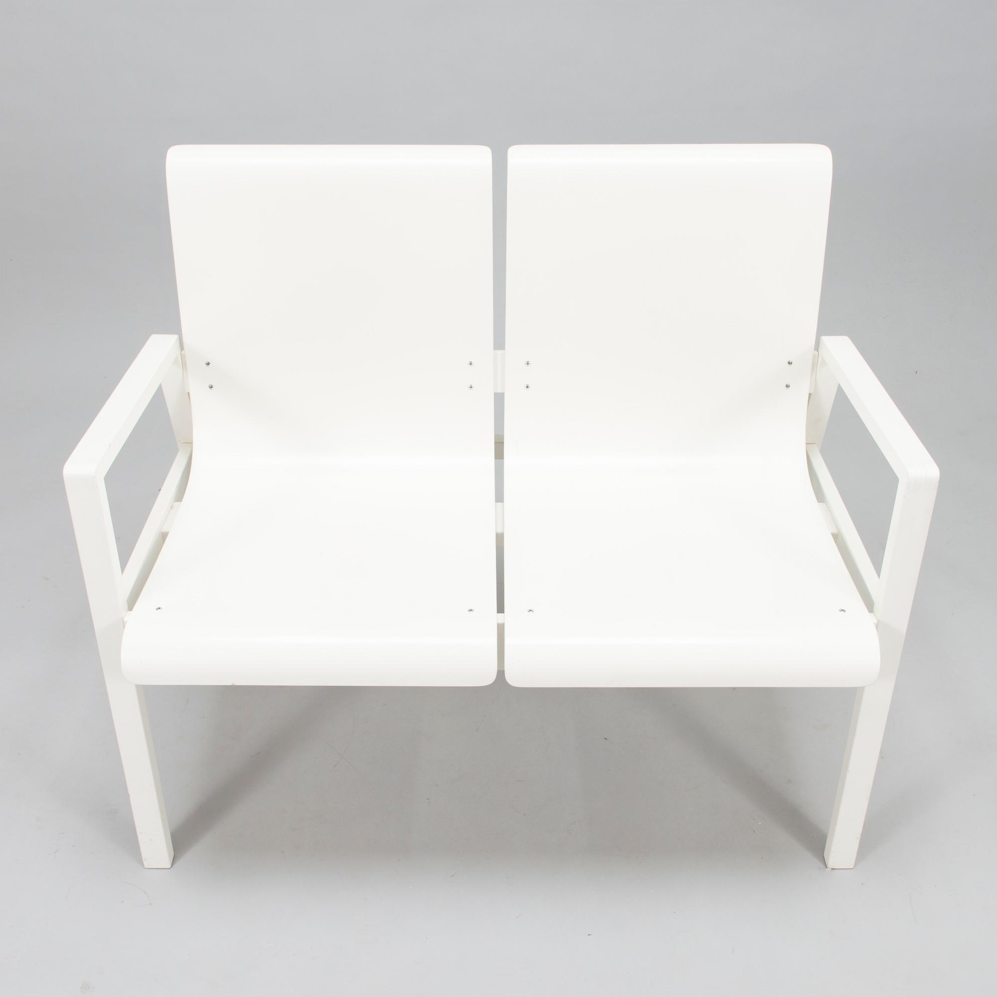 ALVAR AALTO, a 21st century sofa for Artek.