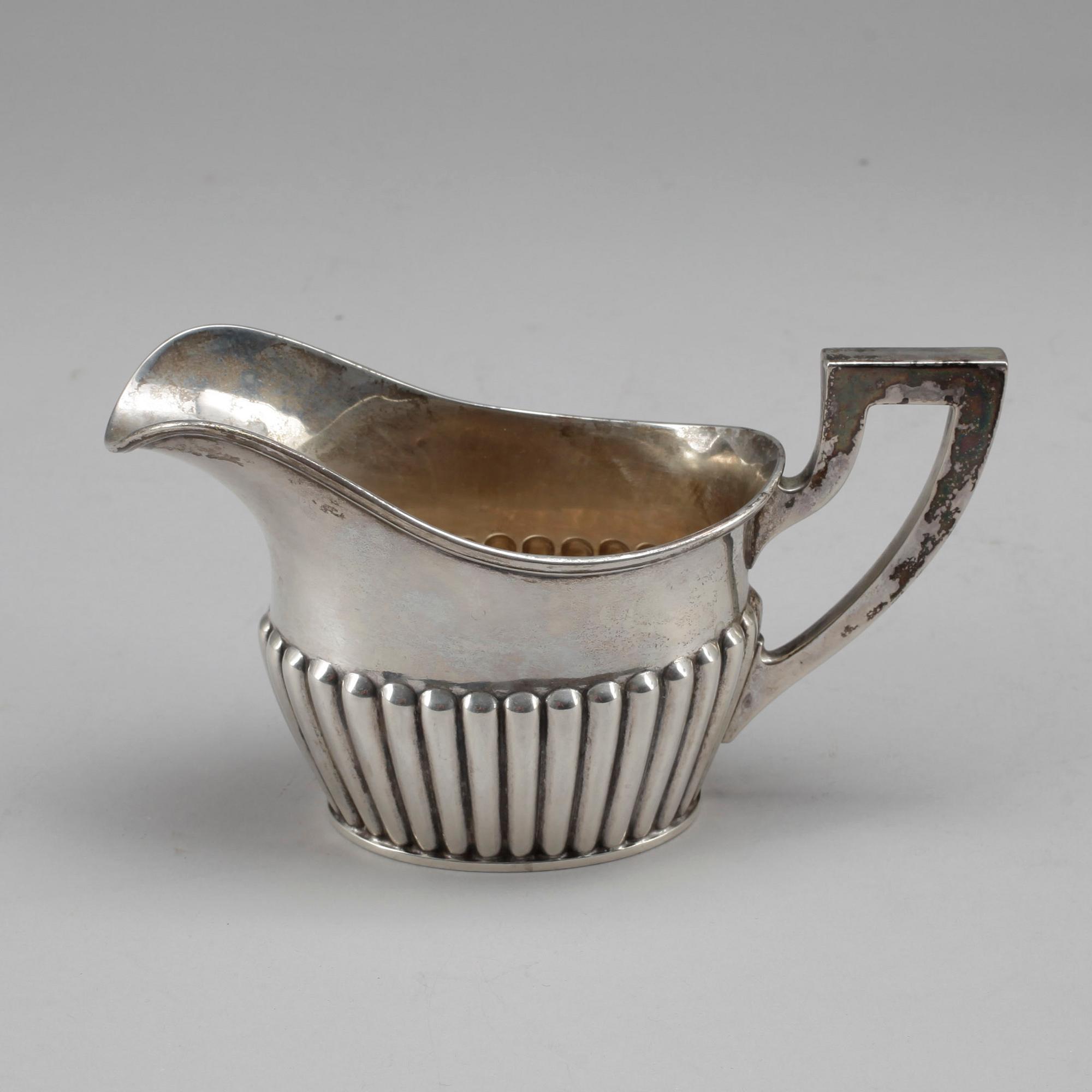 KAFFESERVIS, 3 delar, silver, Bernhard Hertz, Stockholm 1912. Total vikt ca 1284 gram.