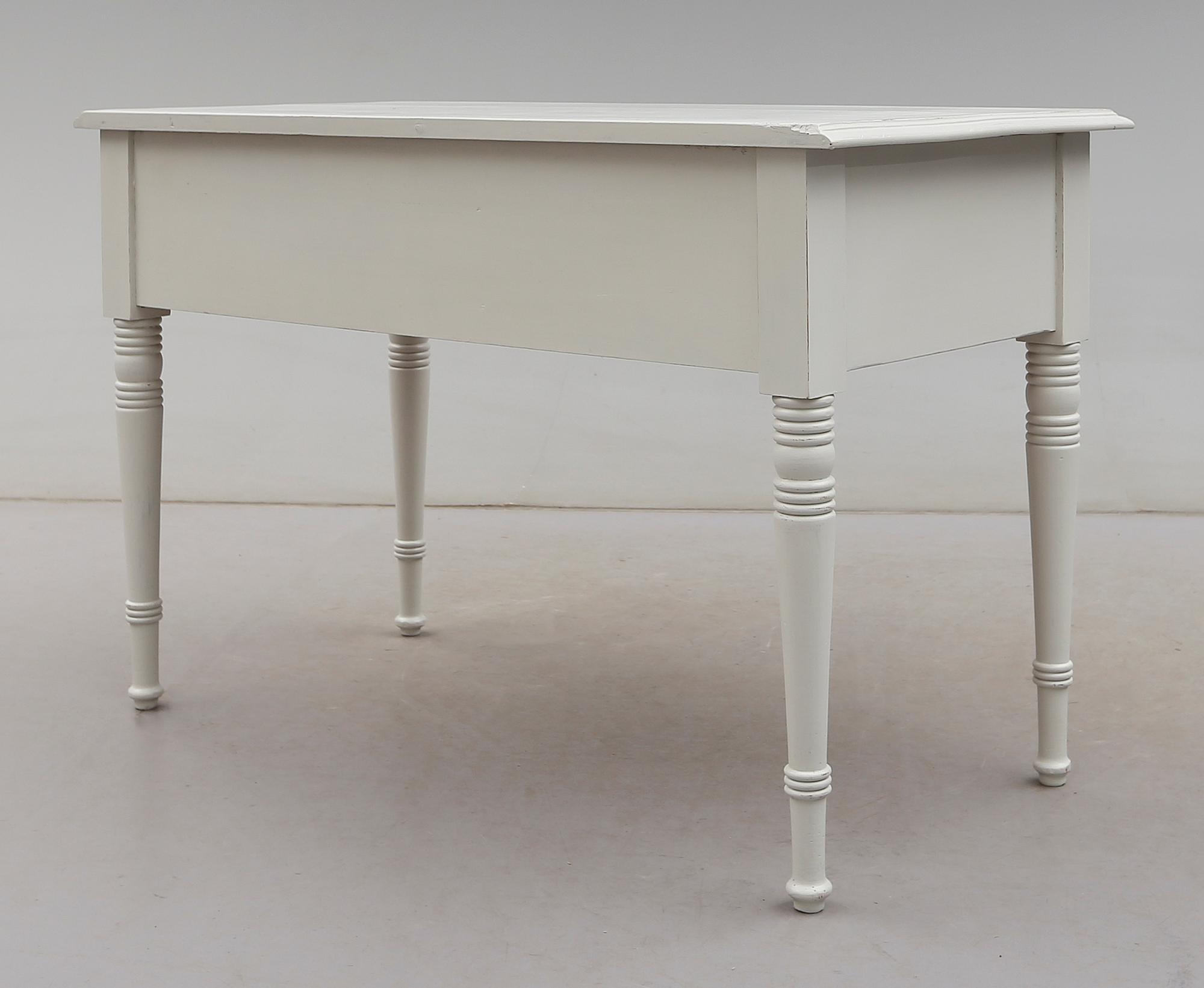 SKRIVBORD, omkring år 1900.