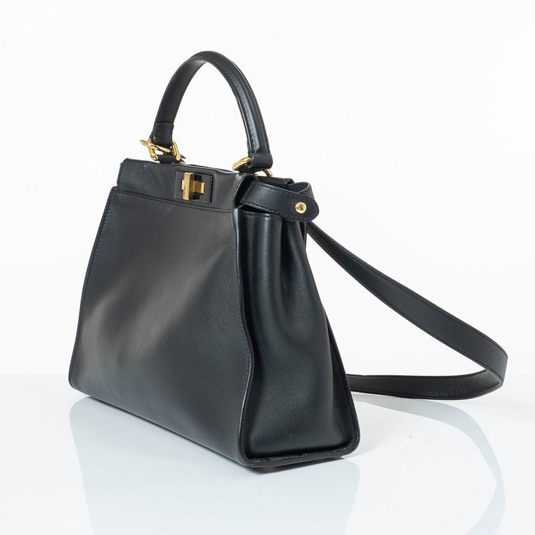 Fendi, väska, "Peekaboo".