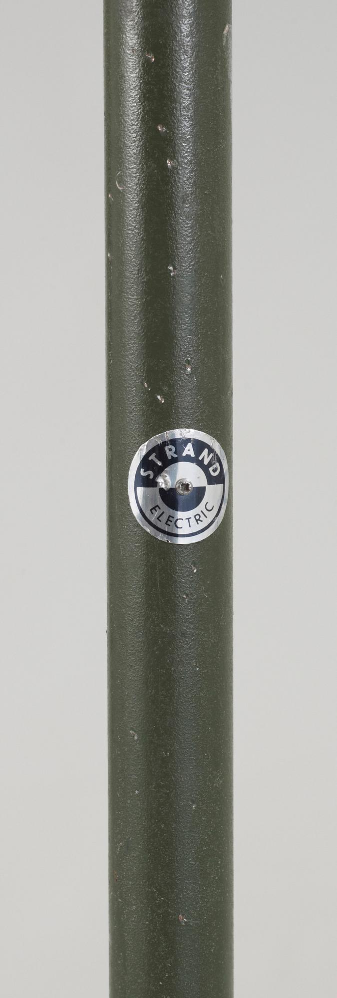 STUDIOLAMPA, plåt, Strand Electric, 1900-tal.