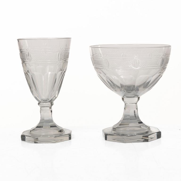 Gerda Strömberg, glasservis, 116 delar, "Hörningsholm", Strömbergshyttan.