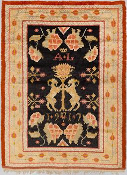 MATTO/WALLHANGING, ryijymatto, knotted pile, ca 229,5 x 169,5 cm, an inscription: AL 1917.