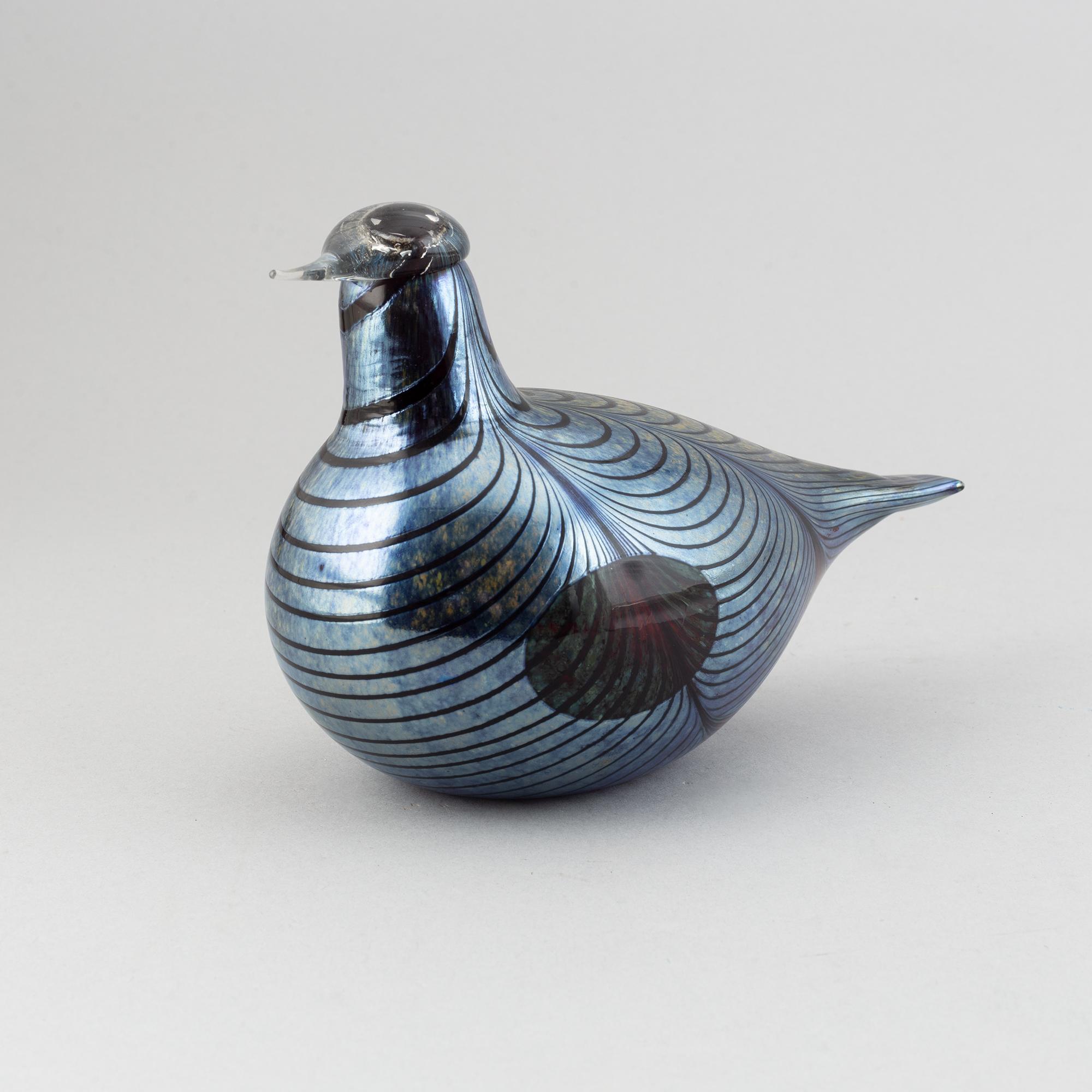 A glass bird by Oiva Toikka, Nuutajärvi.