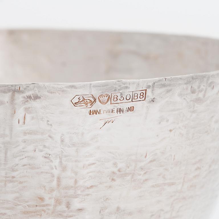 Tapio Wirkkala, silver bowl model TW 243, Kultakeskus, Hämeenlinna 1979.