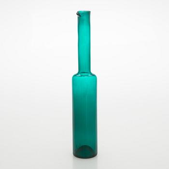 Nanny Still, a glass bottle signed Riihimäen Lasi O.Y Nanny Still.