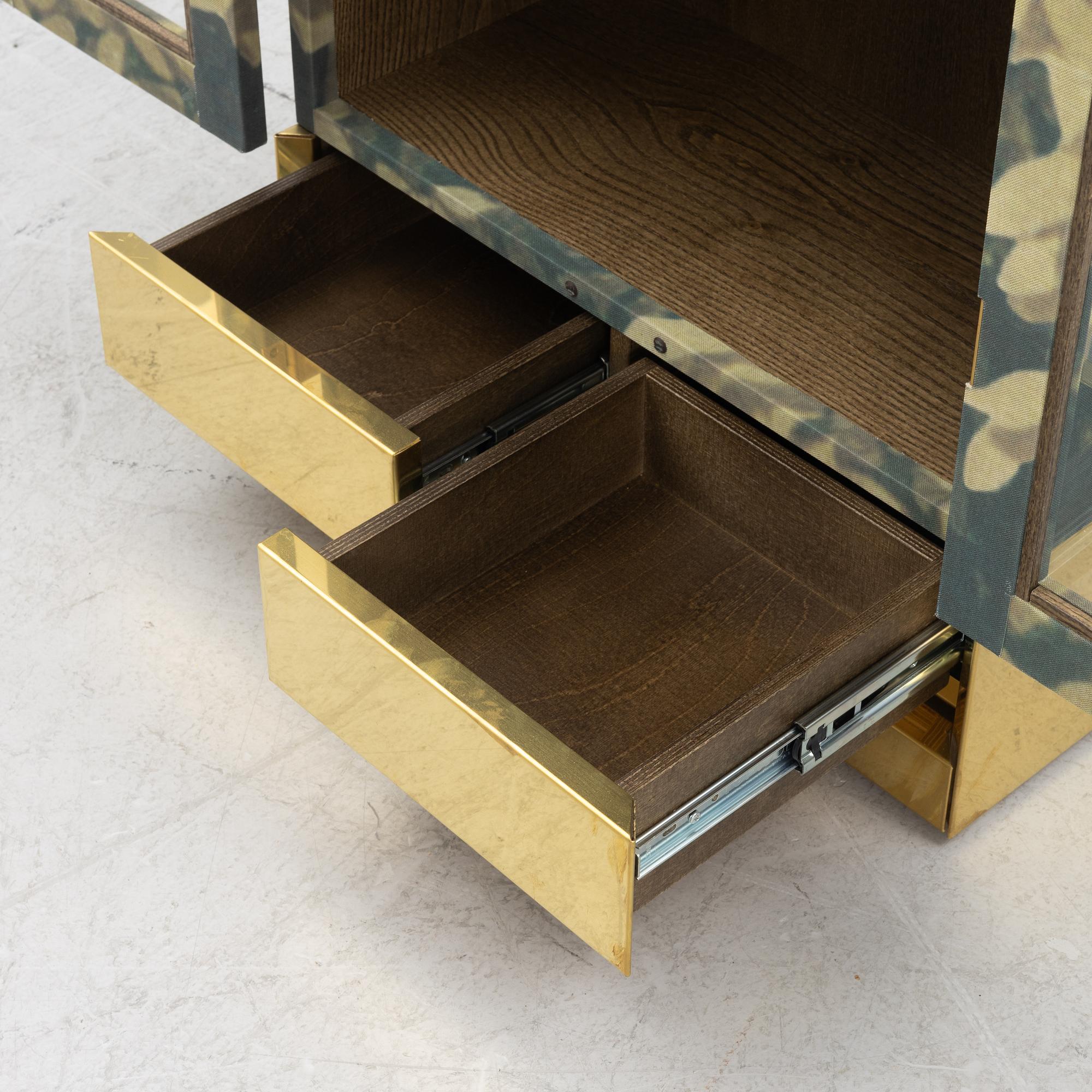 Mats Theselius, skåp, "National Geographic 25th Anniversary Edition", ed. 209/220, Källemo, Värnamo, efter 2016.