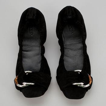 SKOR, ballerinas, Gucci.