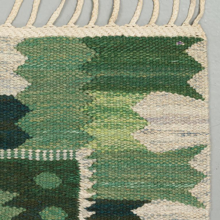 Barbro Nilsson, A CARPET, "Nejlikan grön", flat weave, ca 276,5 x 214,5 cm, signed AB MMF BN.