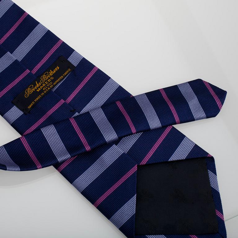 SLIPSAR, 3 stycken, Salvatore Ferragamo, Brooks Brothers samt Yves Saint Laurent.