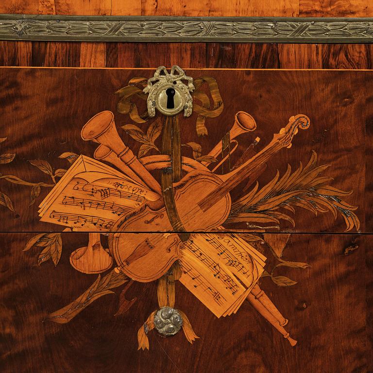 A Gustavian marquetry commode by A. Lundelius (master in Stockholm 1778-1823).