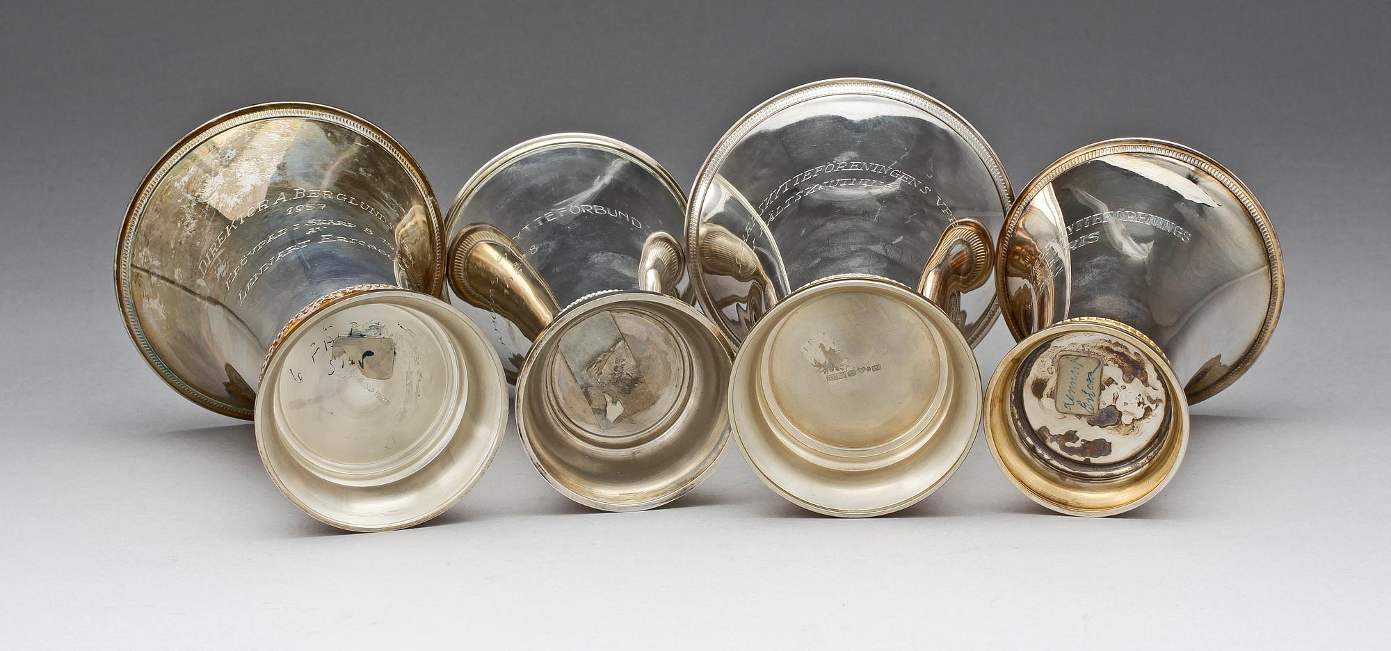 BÄGARE, 4 st, silver, bl a C G Hallberg, 1900-tal. Tot ca 1260 g.