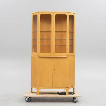 Carl Malmsten, display cabinet, "Undantaget", late 20th century.