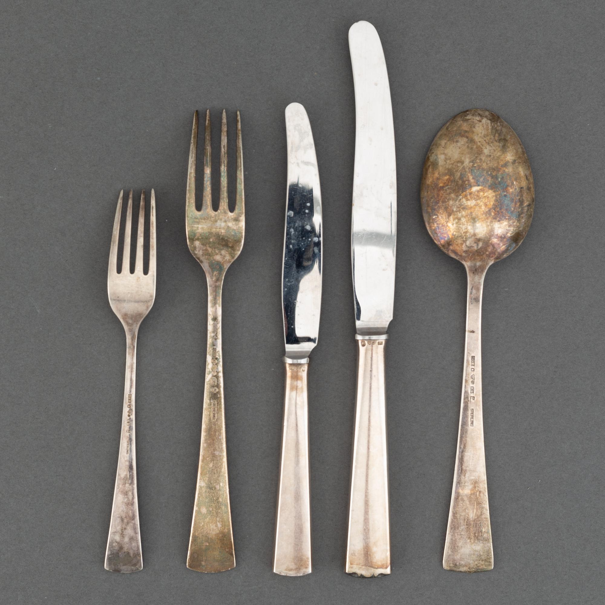A Swedish 20th century 51 piece sterling silver cutley-set, marked CGH, Stockholm 1960.
