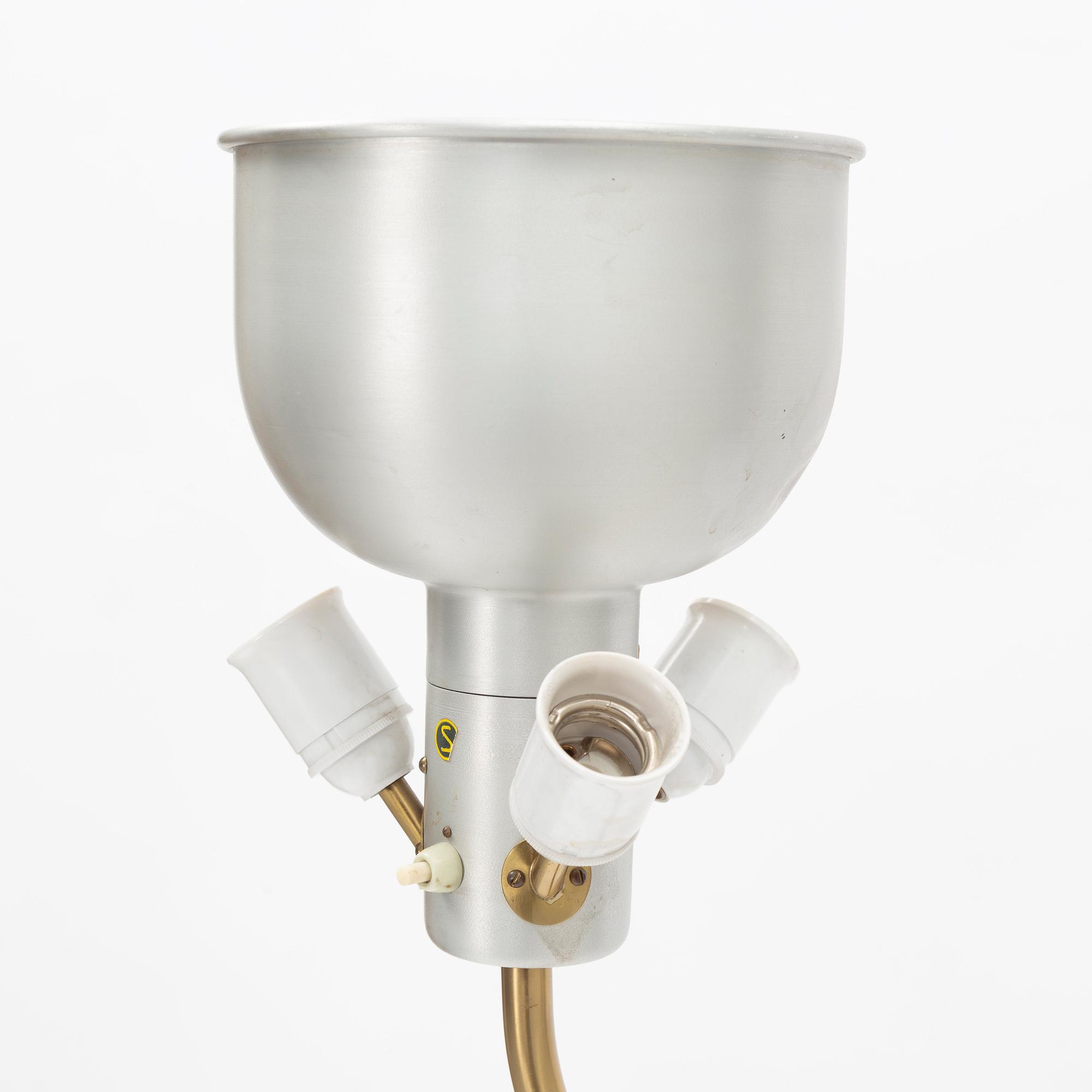 Josef Frank, golvlampa, "Stora Kamelen", modell 2568, Firma Svenskt Tenn.