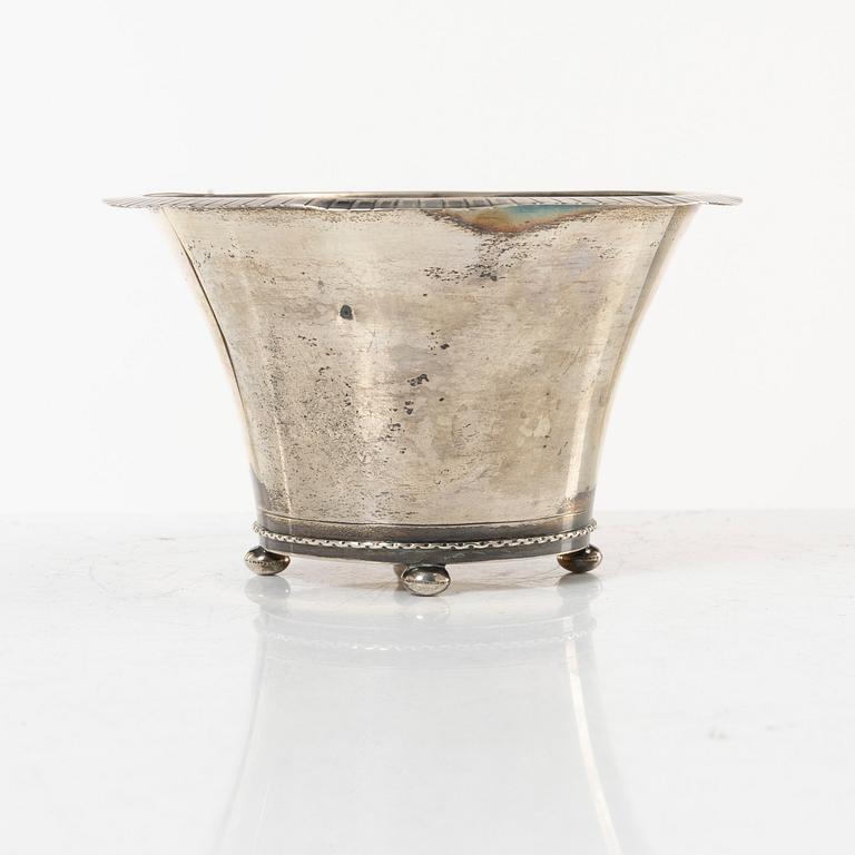 A bowl, silver, GAB, Stockholm, 1929.