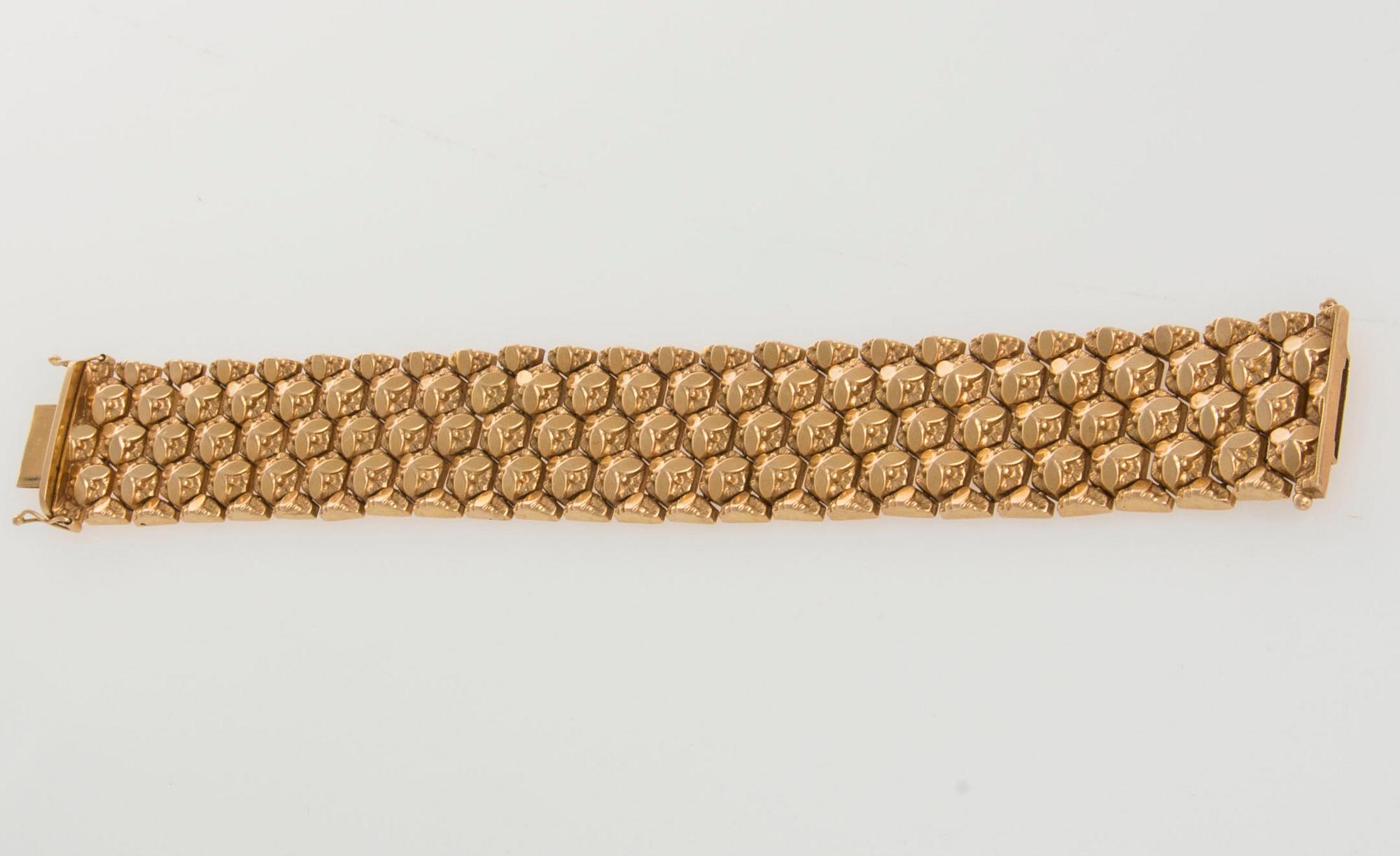 ARMBAND, 18K guld. Italien. Vikt 64,4 g.
