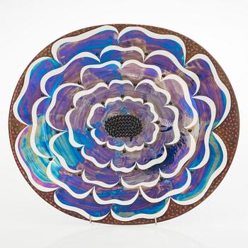 Birger Kaipiainen, a decorative ceramic dish, marked Birger Kaipiainen Arabia Finland.