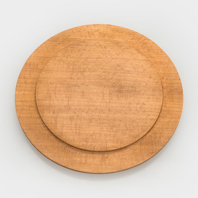 Aino Aalto, puinen alusta juustokupulle, Artek, 1900-luvun puoliväli.