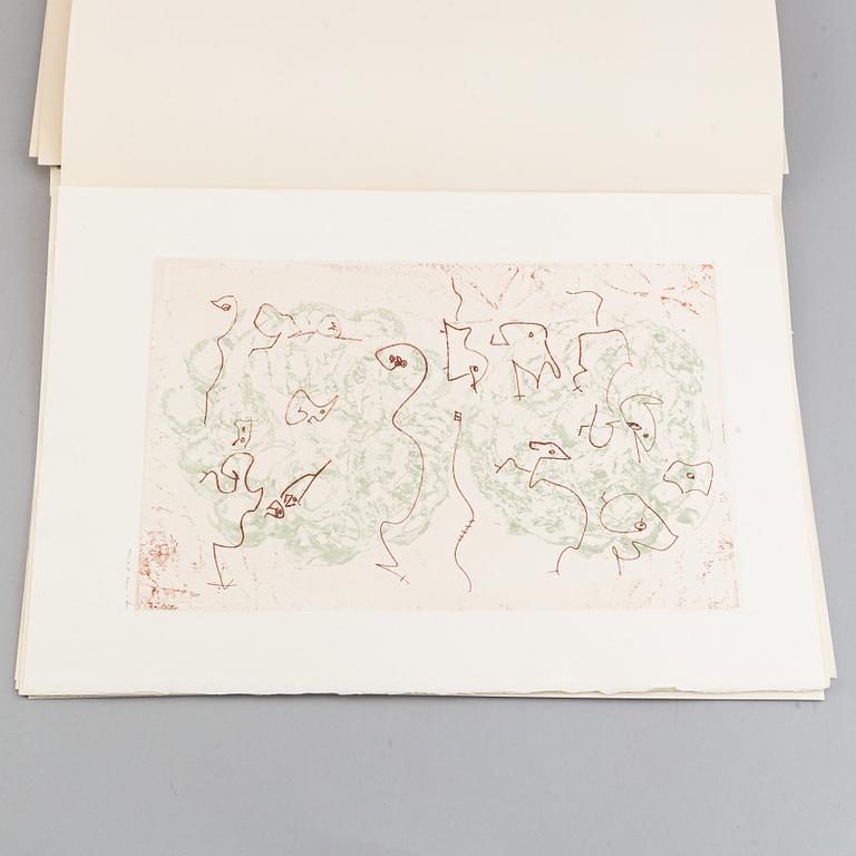 Max Ernst, bok med 2 färgetsningar signerade med blyerts. Samt 26 offsetlitografier.