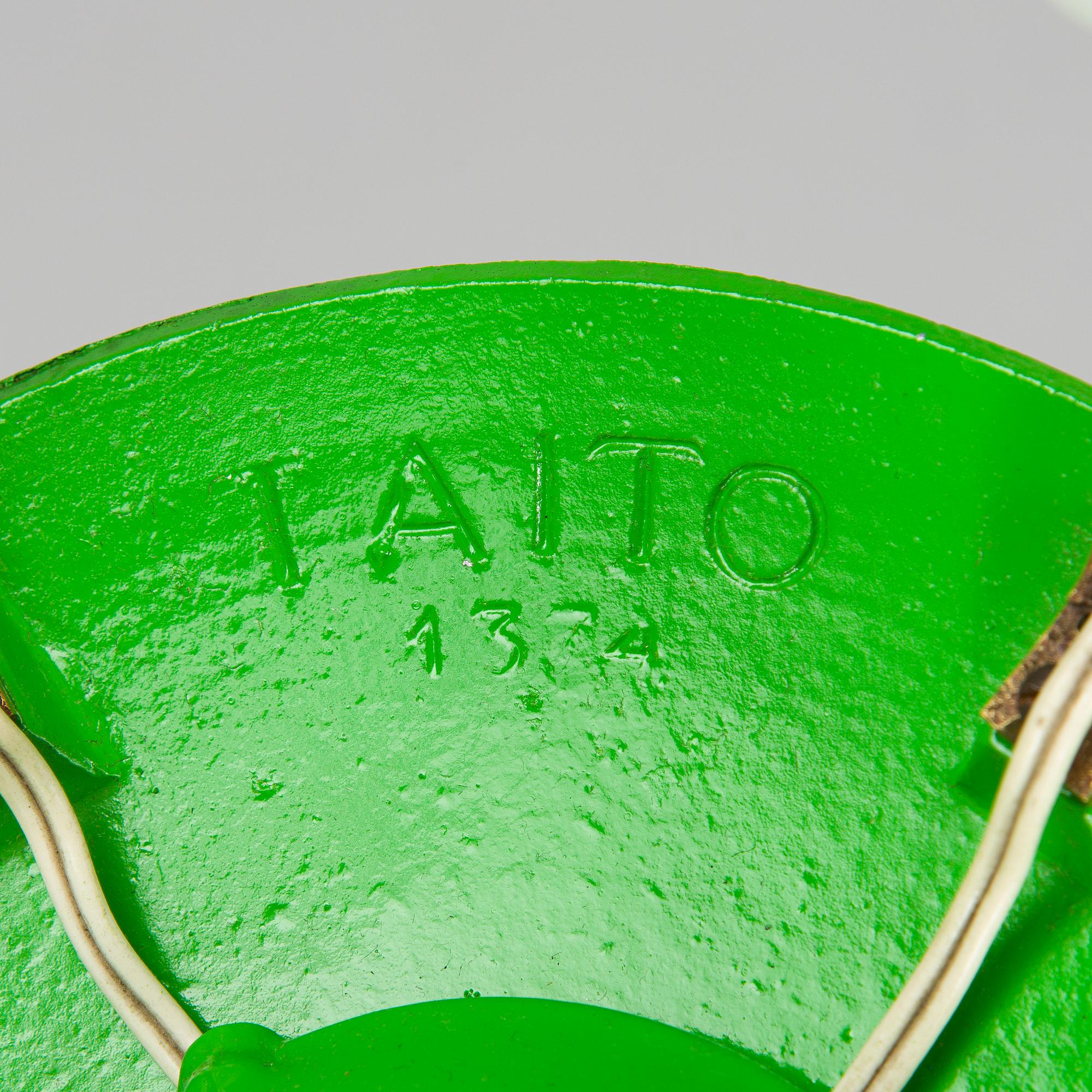 Paavo Tynell, a 1930s chandelier '1374/5 for Taito.