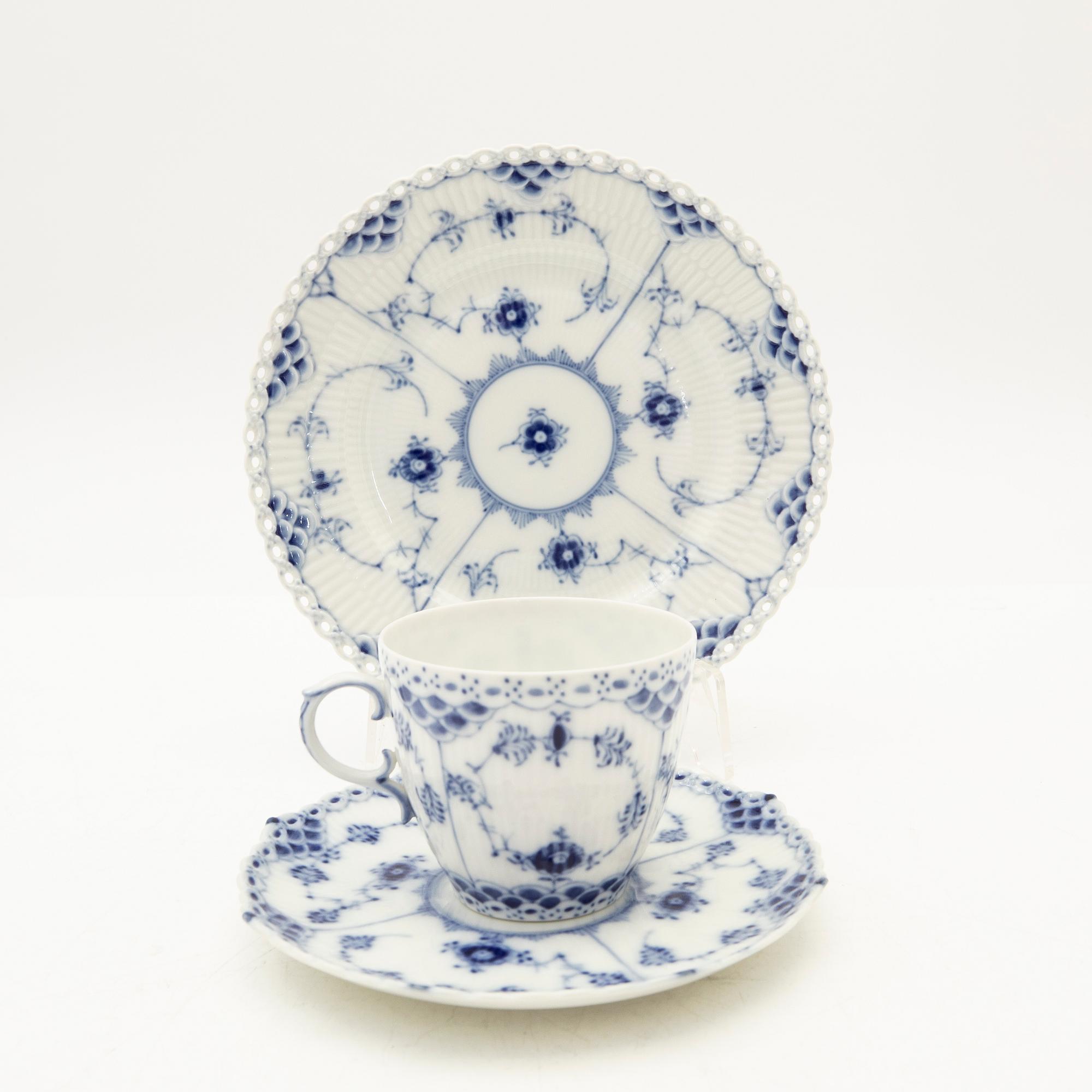 Royal Copenhagen, coffee service, 27 pieces, porcelain, "Blue Fluted", Denmark.