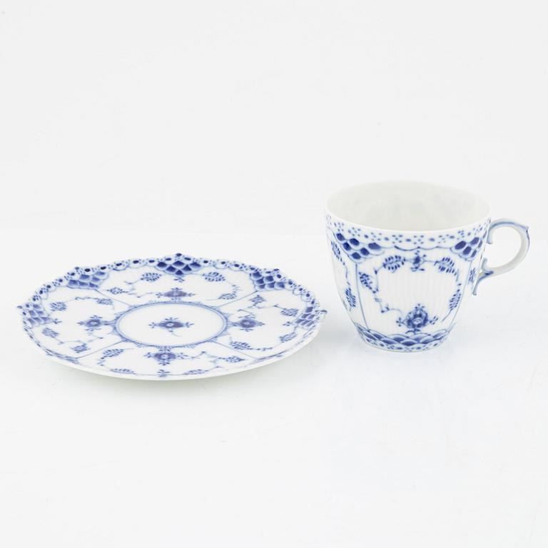 Royal Copenhagen, a 28-piece 'Musselmalet' porcelain coffee service, Denmark.