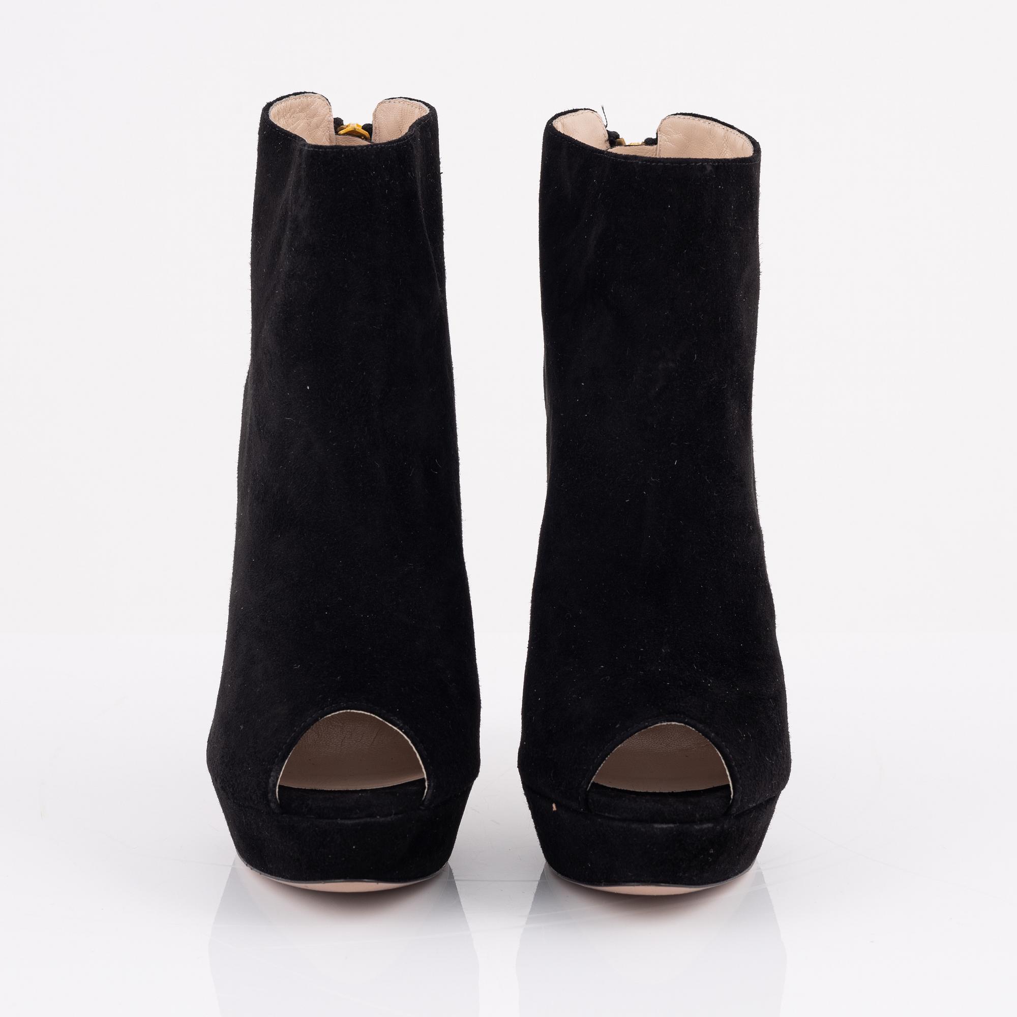 Prada, stövletter, storlek 36.