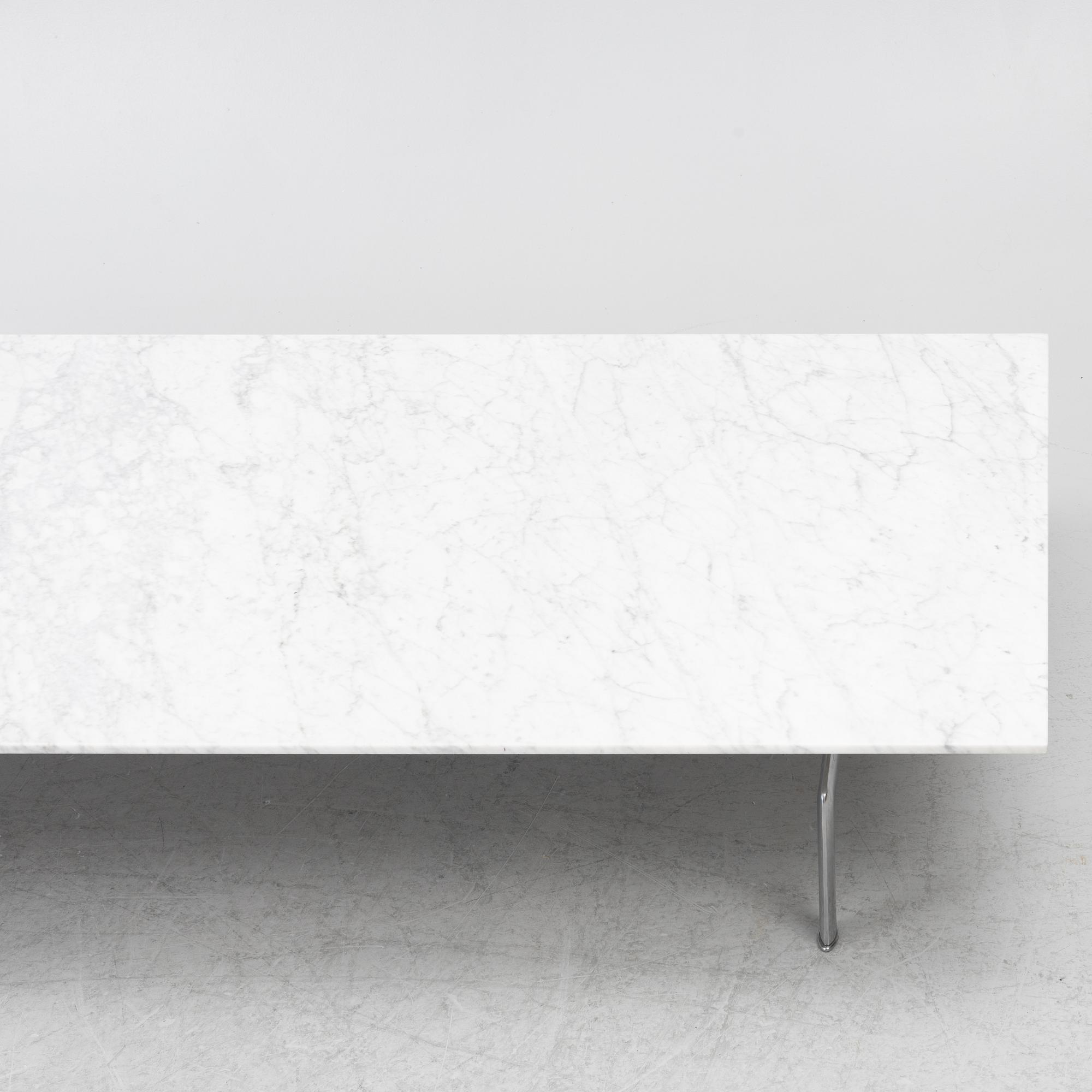 Antonio Citterio & Paolo Nava a 'Diesis' coffee table, B&B Italia.