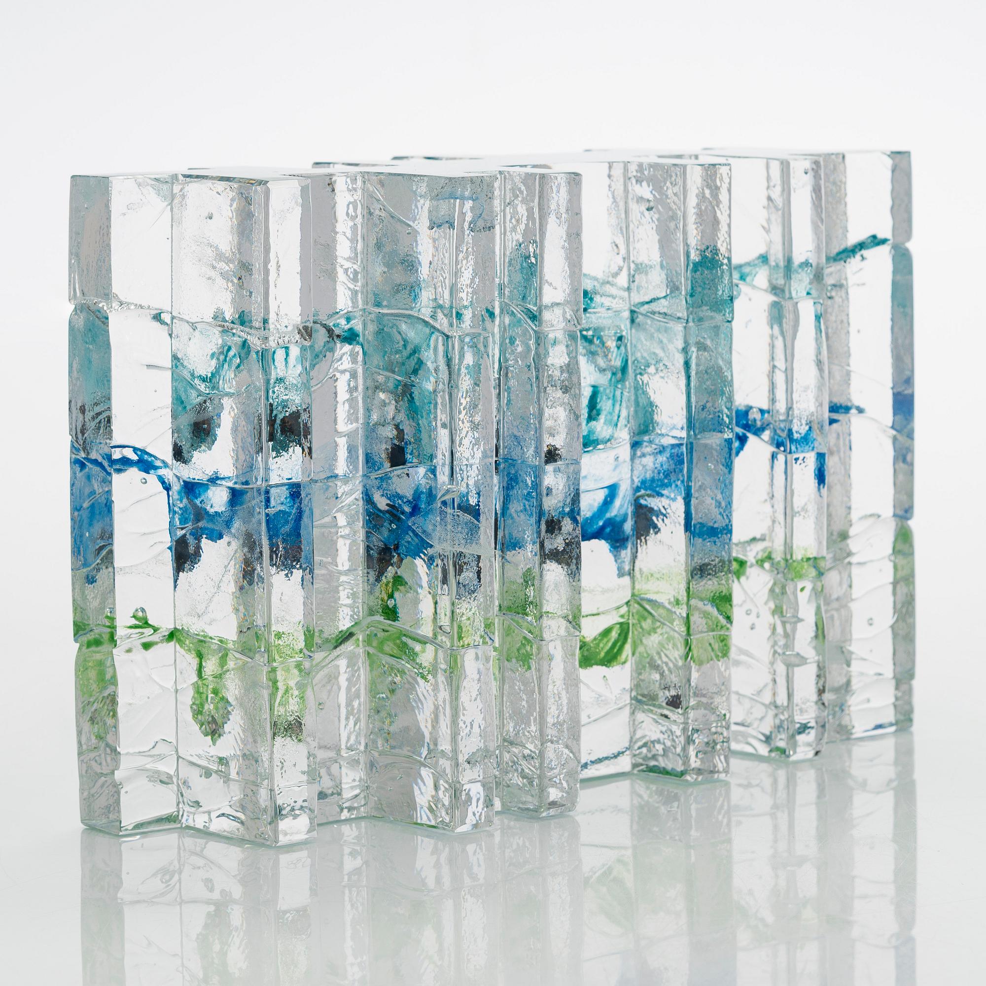Helena Tynell, glasskulptur, "Skog", signerad Helena Tynell Riihimäen Lasi Oy.