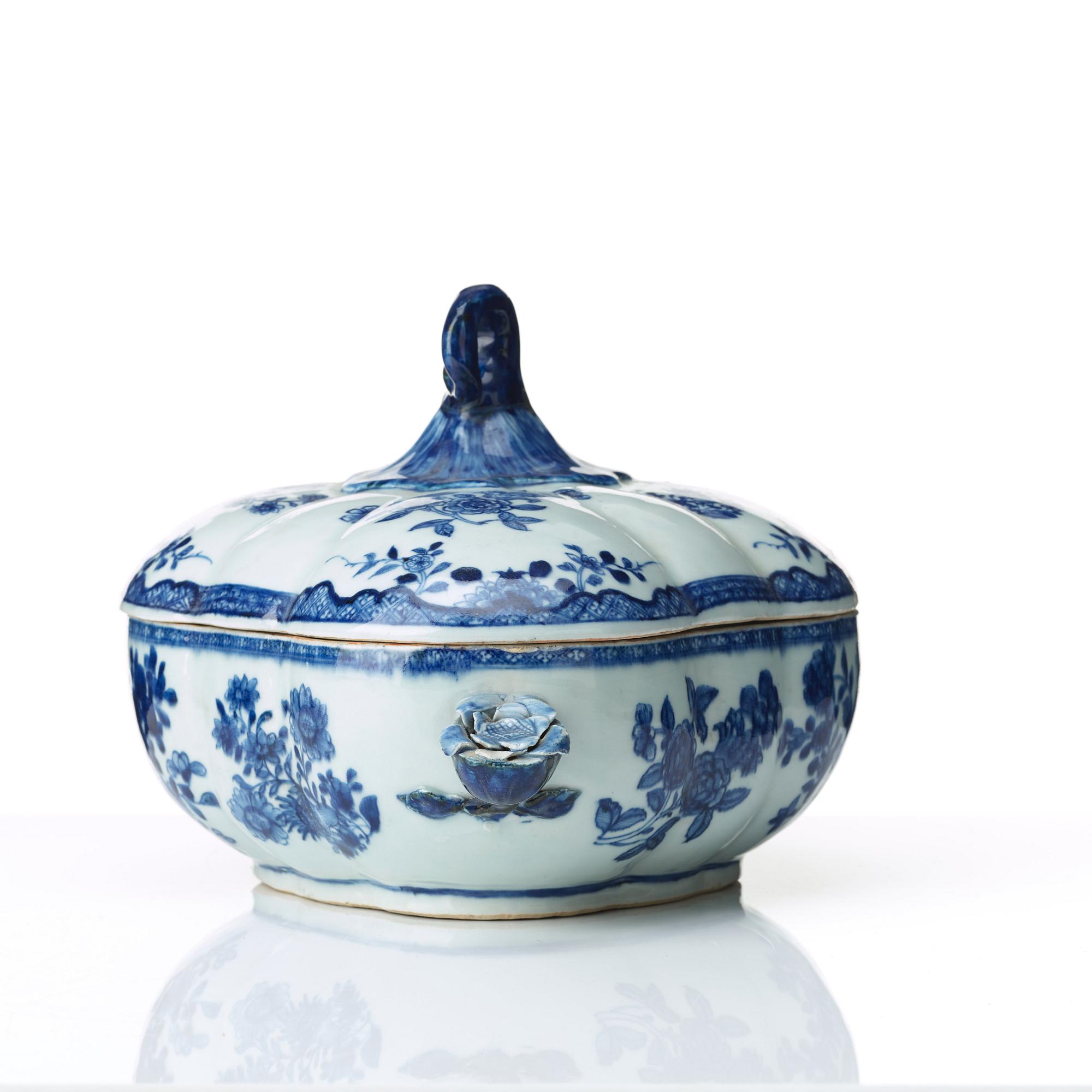 TERRIN med LOCK, kompaniporslin. Qingdynastin, Qianlong (1736-95).