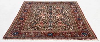 Matta antik Mobarkeh Isfahan, ca 217 x 142 cm.