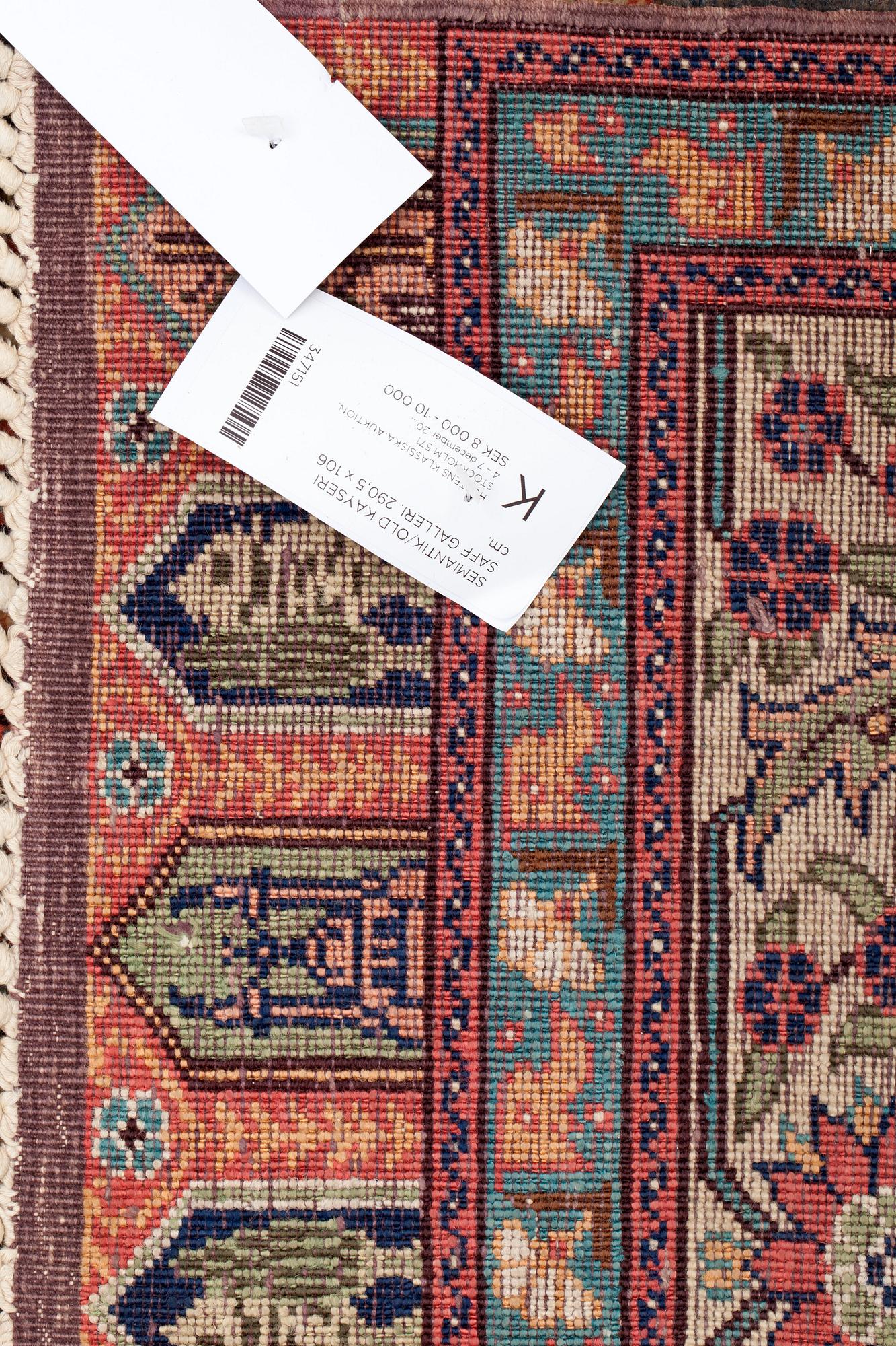 SEMIANTIK/OLD KAYSERI SAFF GALLERI. 290,5 x 106 cm.